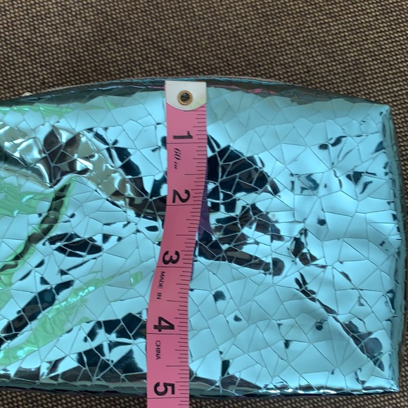 Makeup bag - Picture 7 of 8